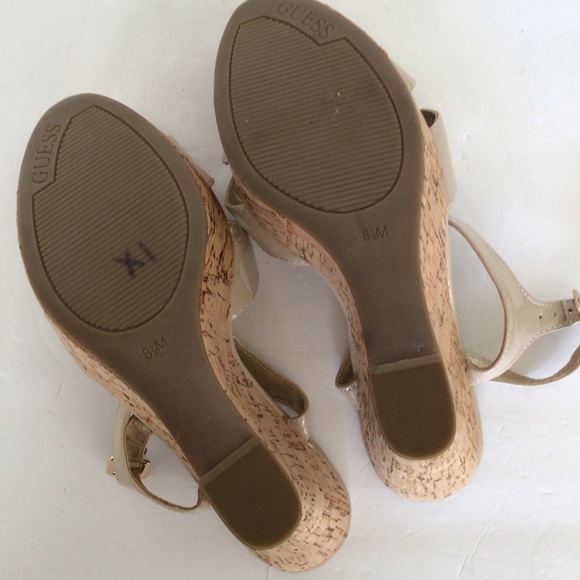 GUESS CORK WEDGE STRAPPY PLATFORM SANDALS SIZE 8.5 - Picture 9 of 16